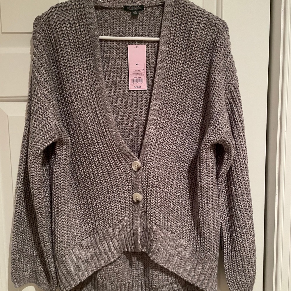 NWT gray bubble sleeve cardigan